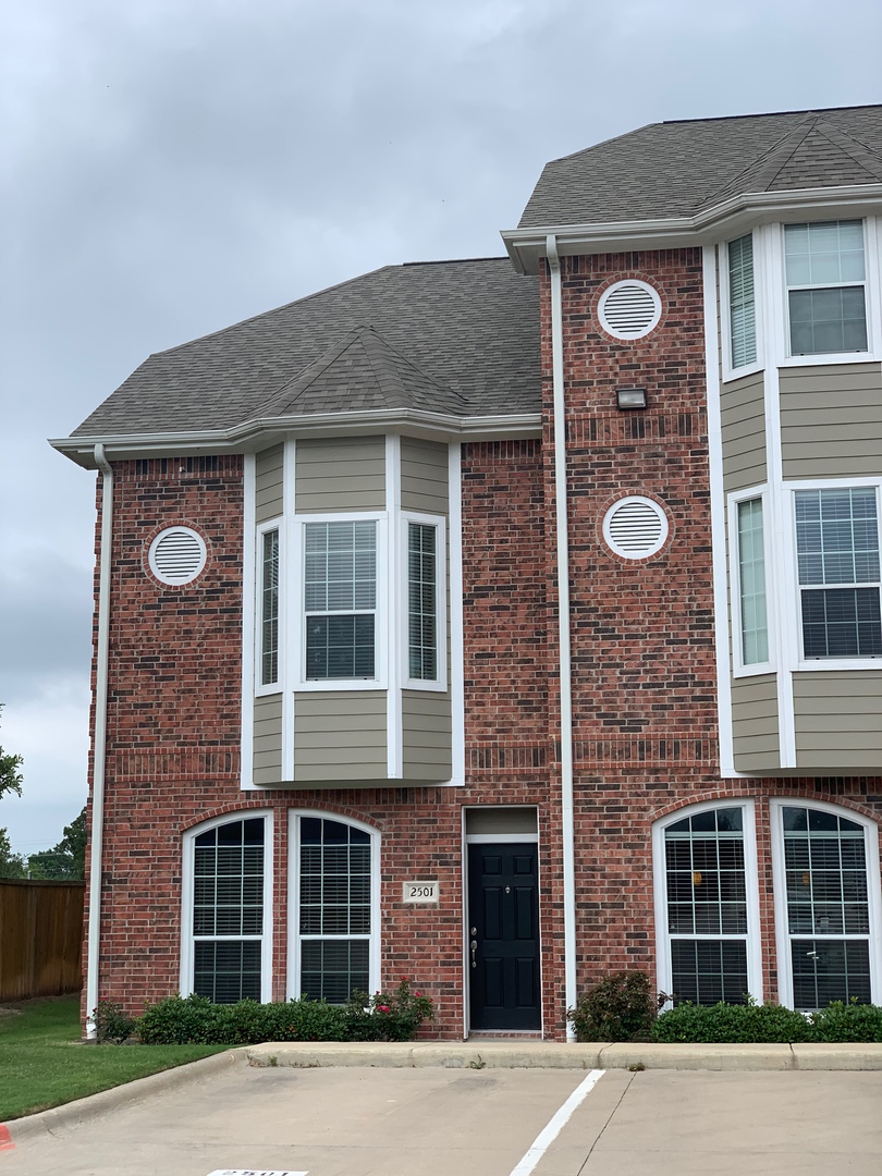College Station Townhome: 1198 Jones Butler Road, Unit 2501