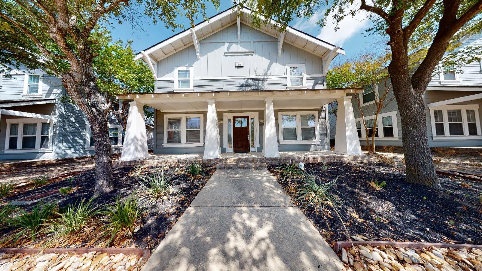 College Station Townhome: 1725 S. Harvey Mitchell Parkway #1011