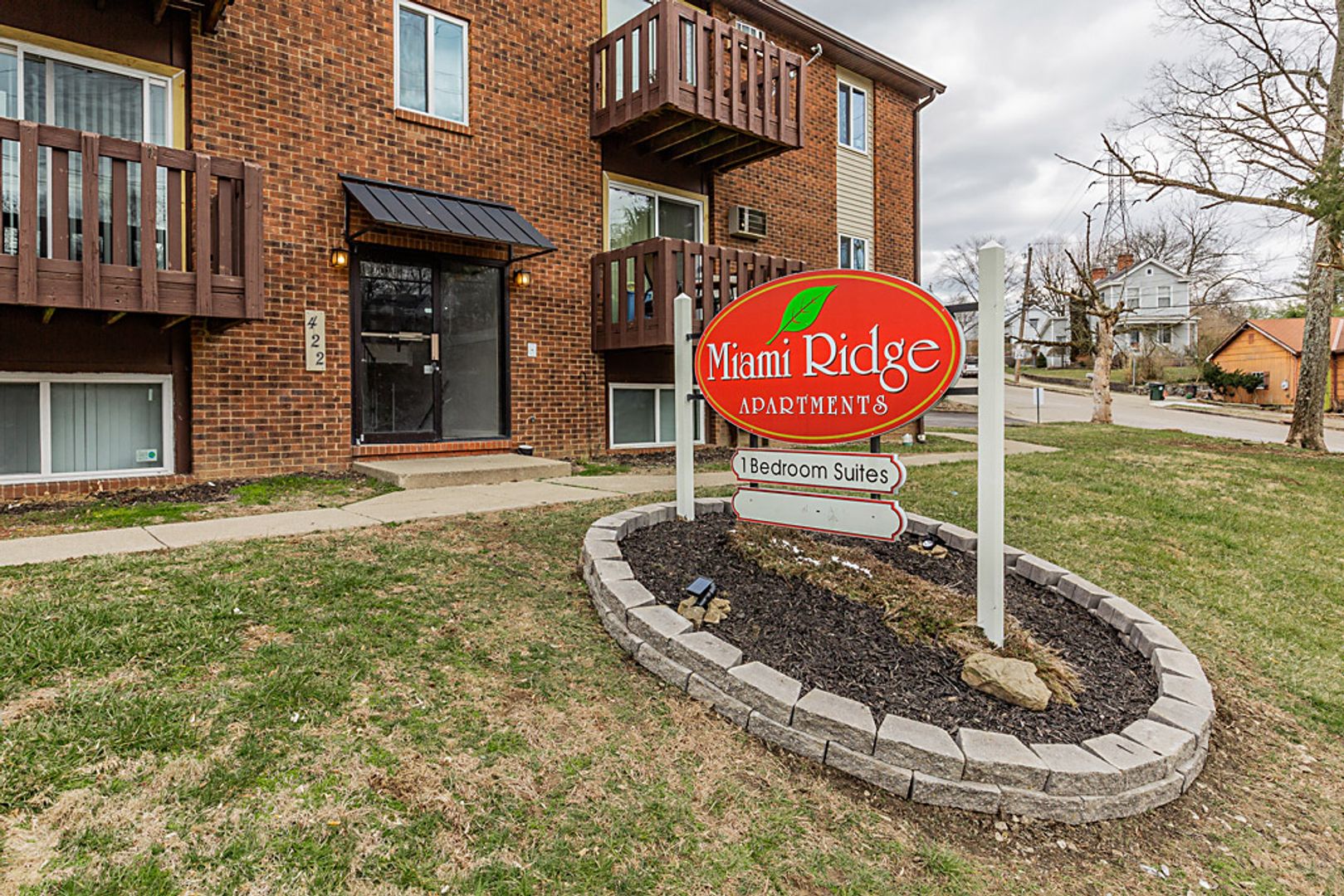 Cleves Apartment: 4 Ridge Ave