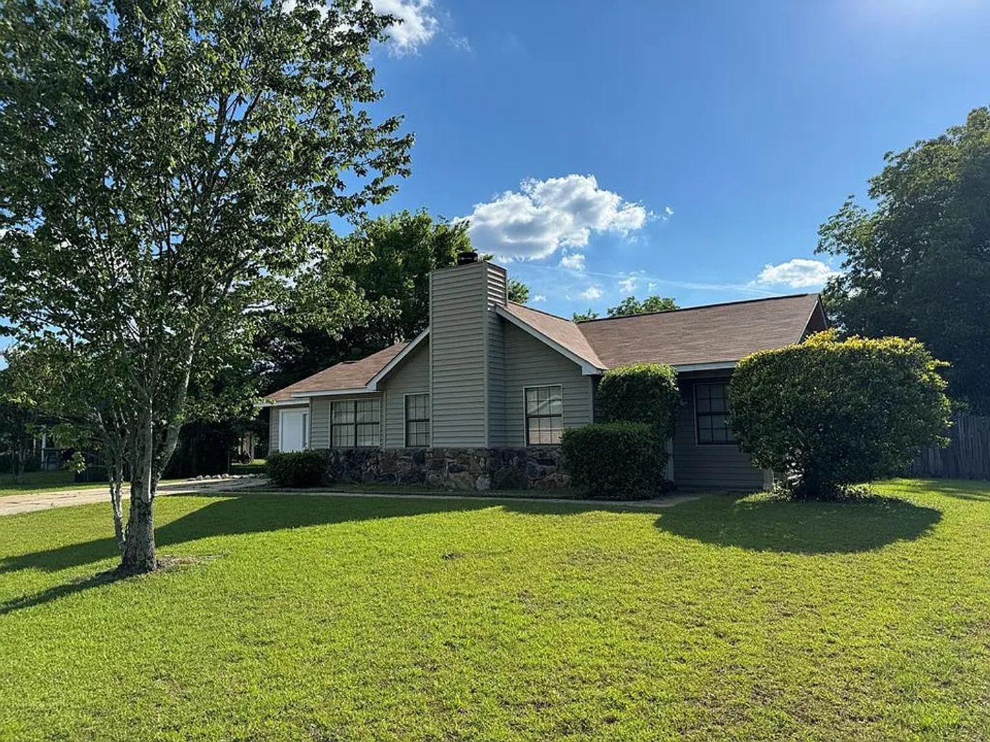 Ozark House: 179 Timberline Drive