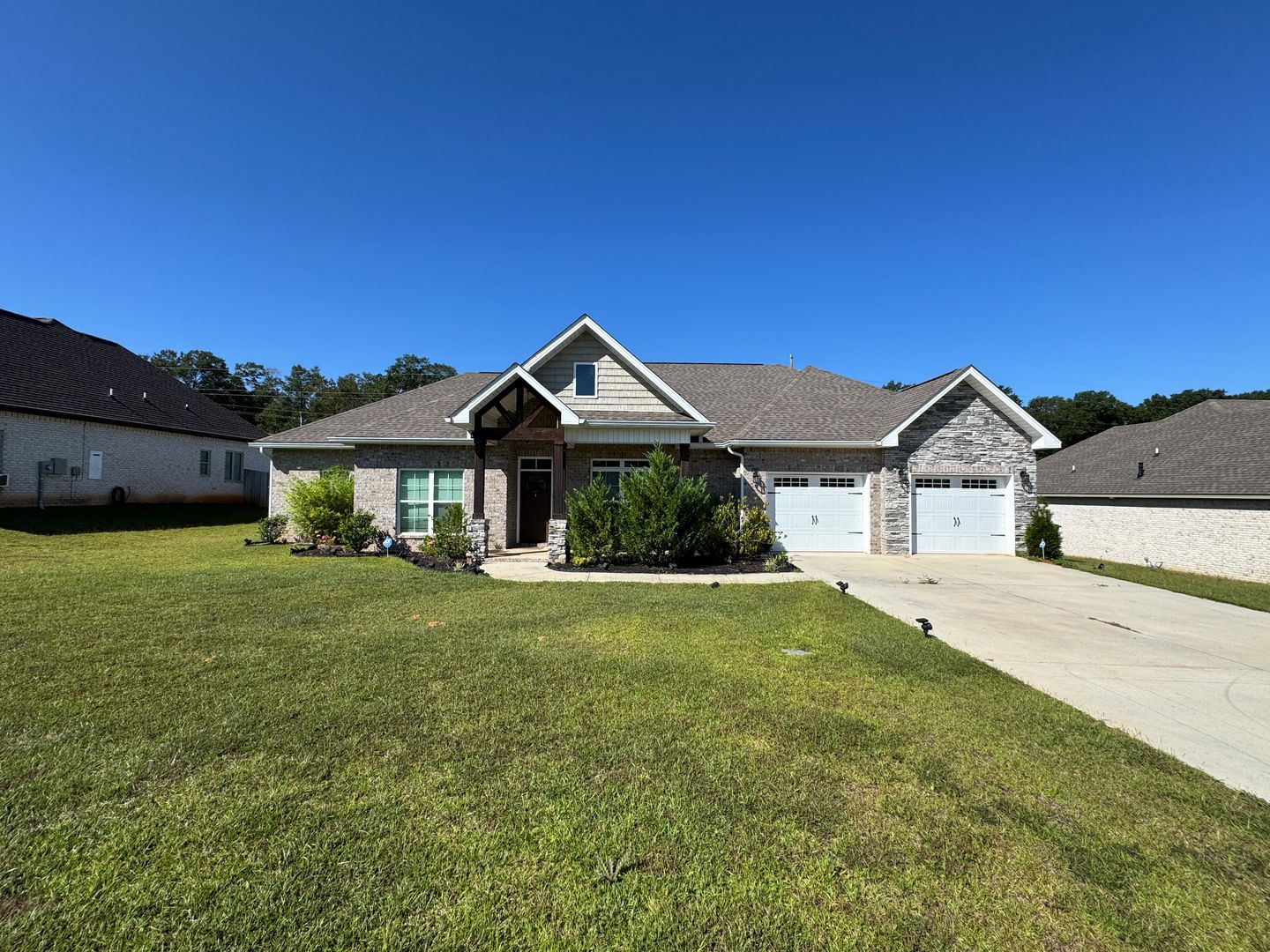 Enterprise House: 903 Homestead Way