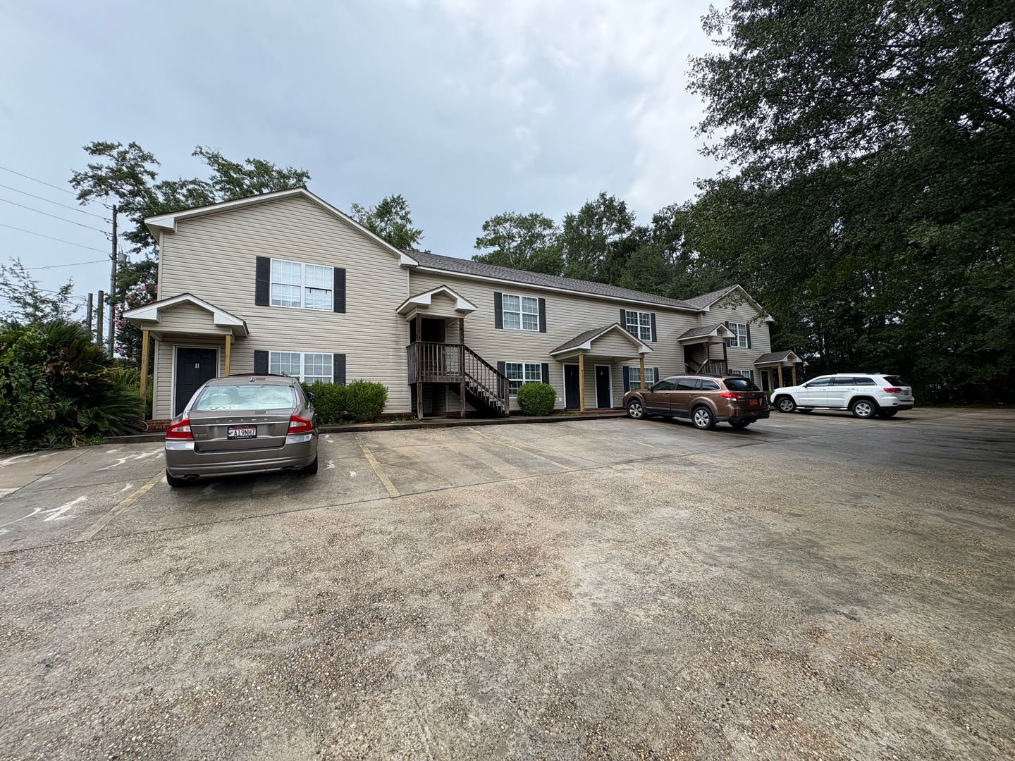 Enterprise Apartment: 1105 Alberta Street