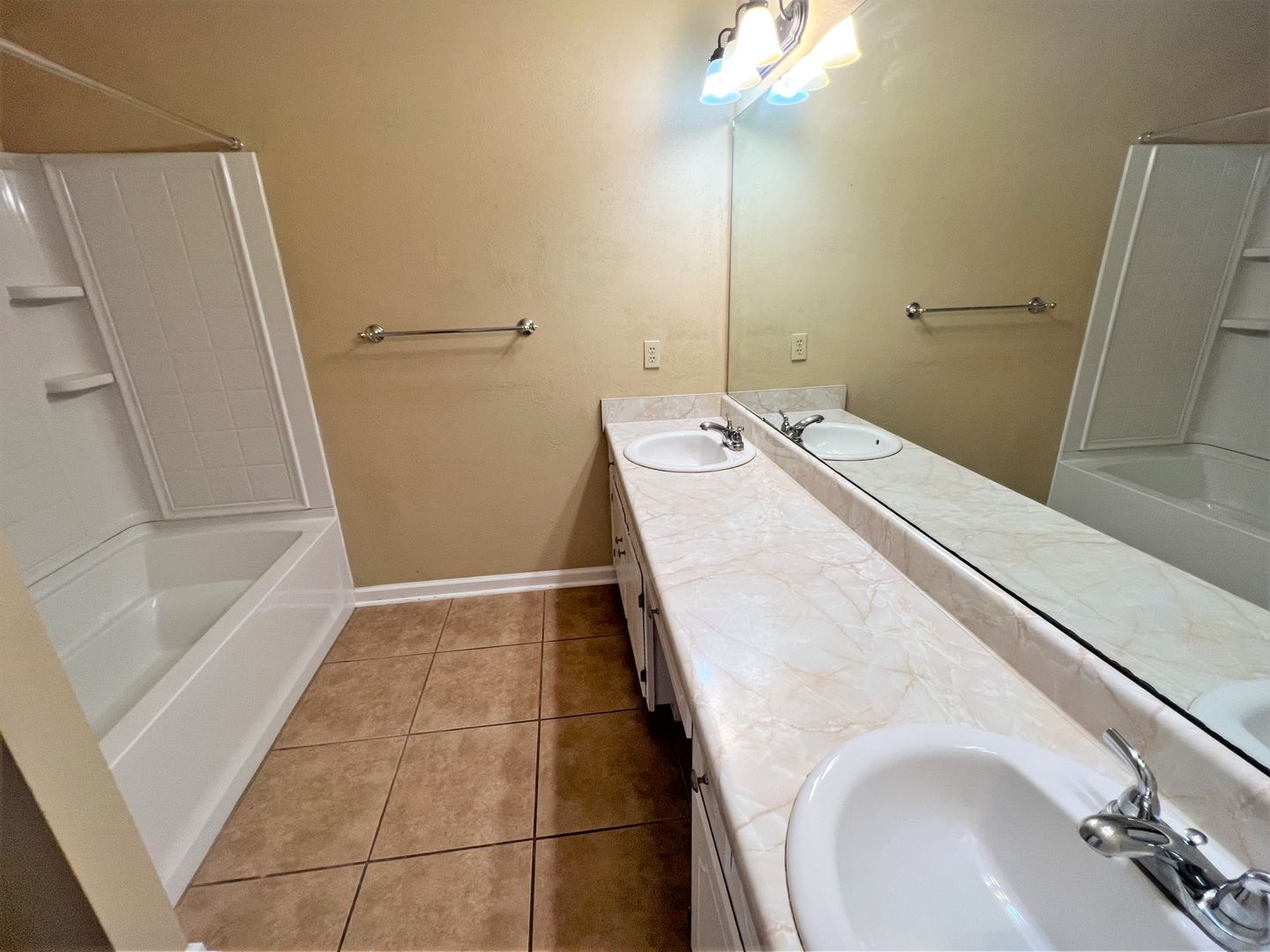 108 Caldwell Court, Daleville, AL 36322