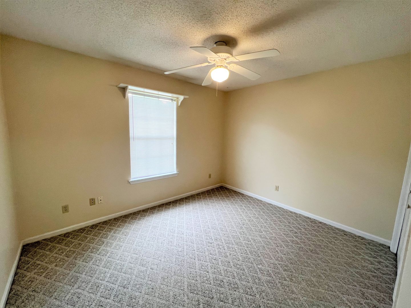 108 Caldwell Court, Daleville, AL 36322