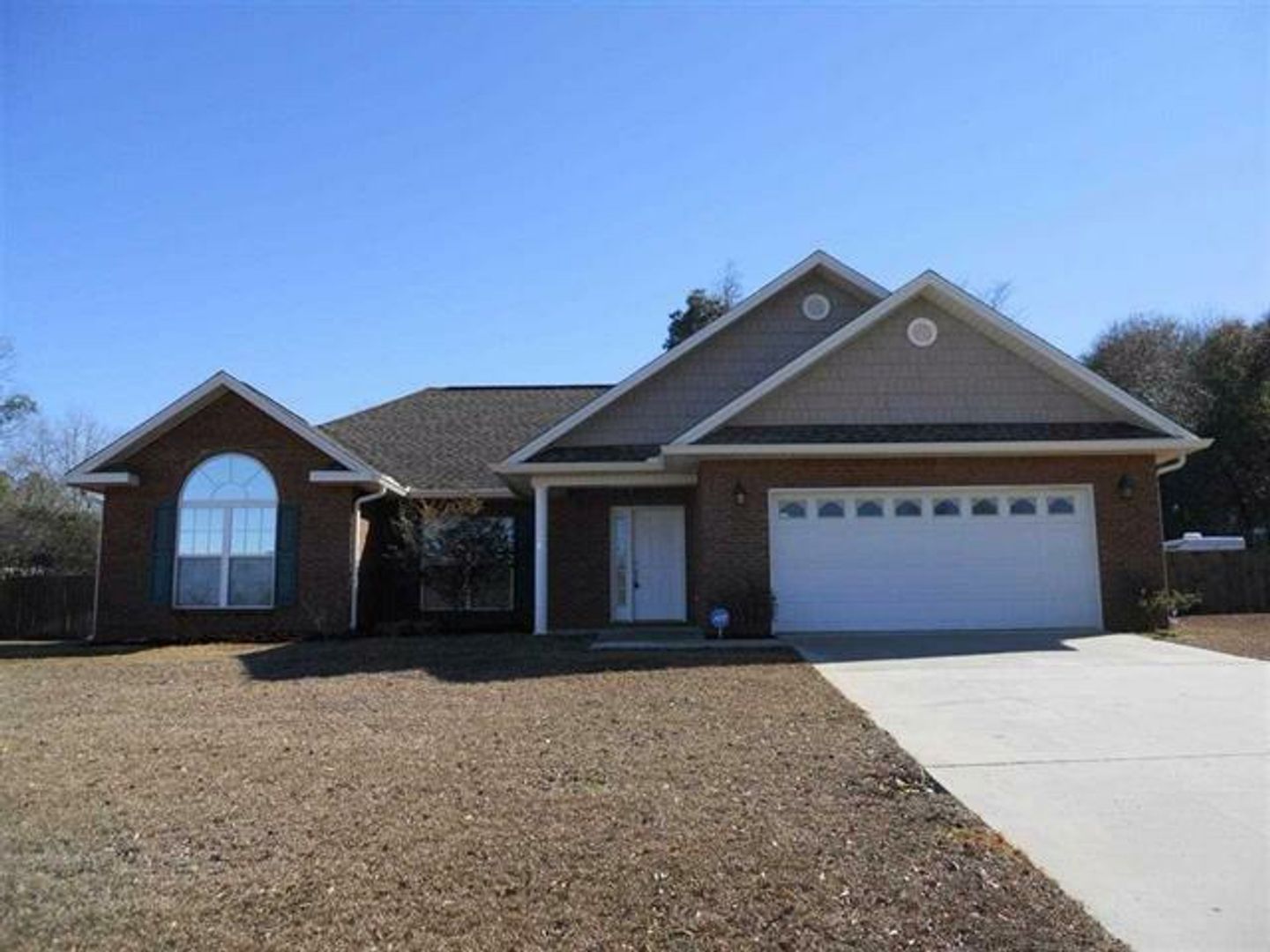 Enterprise House: 106 Clearview Drive
