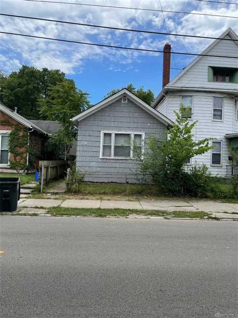 Dayton House: 324 Xenia Ave