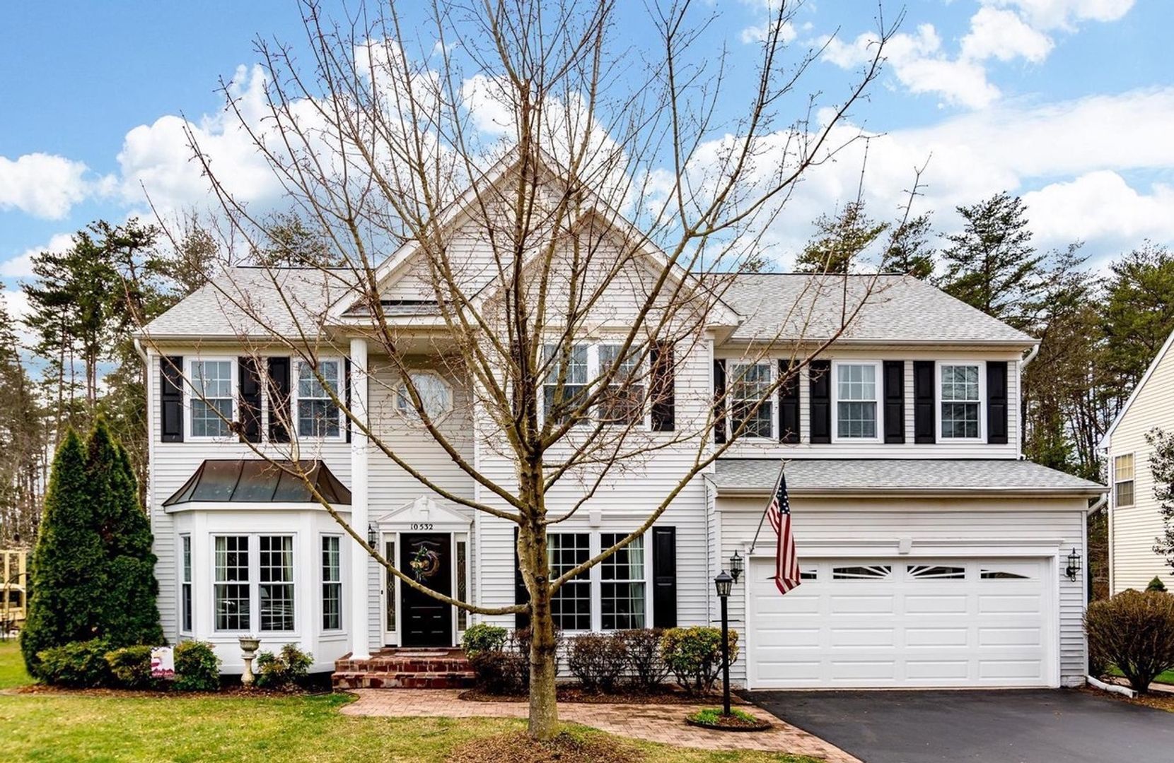 Manassas House: 10532 Coral Berry Dr