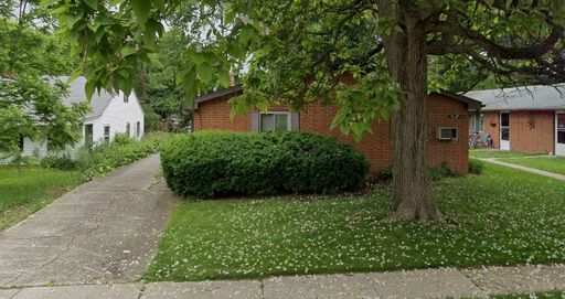 1 bed 1 bath unit in Fairborn convenient to everything!