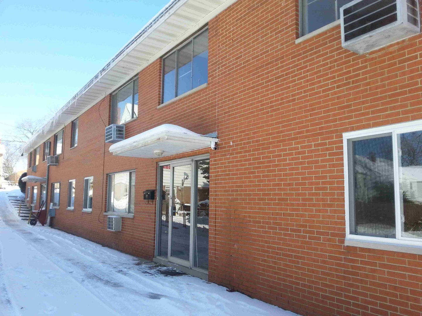 Dayton Apartment: 1354-1356 Ohmer St