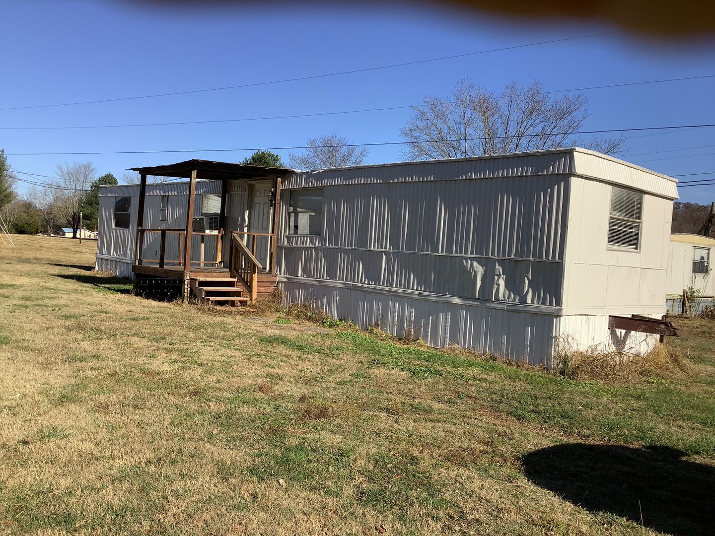 Whitwell Apartment: 2071 West Valley Rd