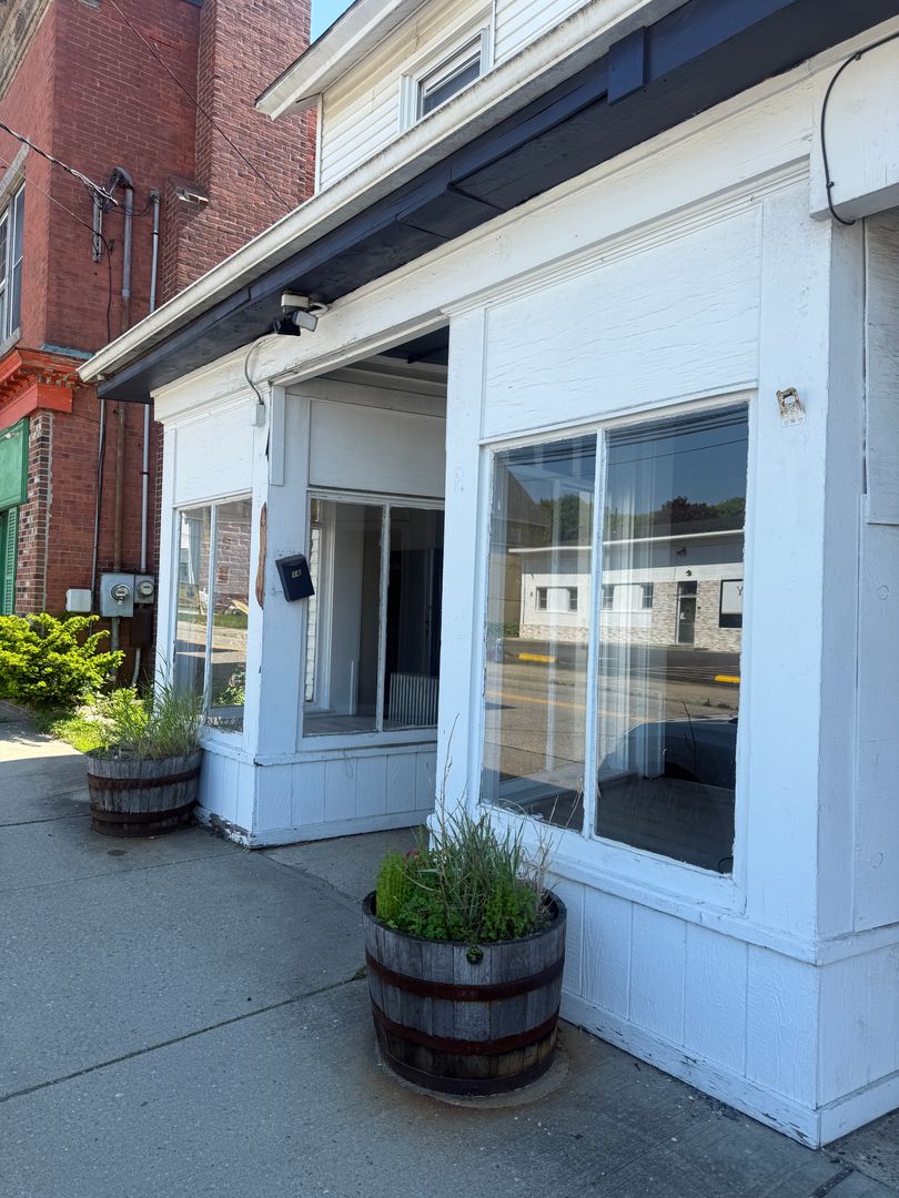 Plainfield Apartment: 10-16 Main Street