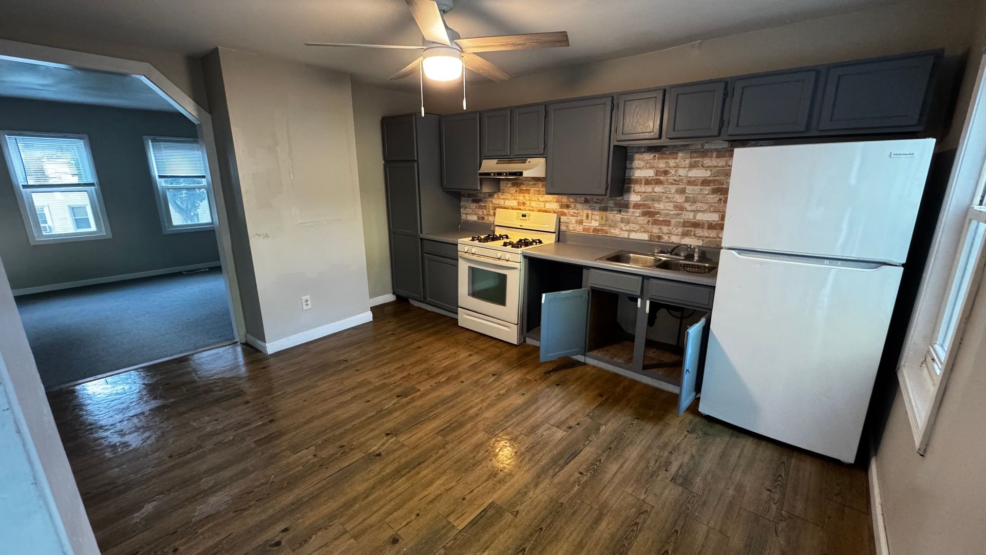 Plainfield Apartment: 94-100 South Chestnut Street