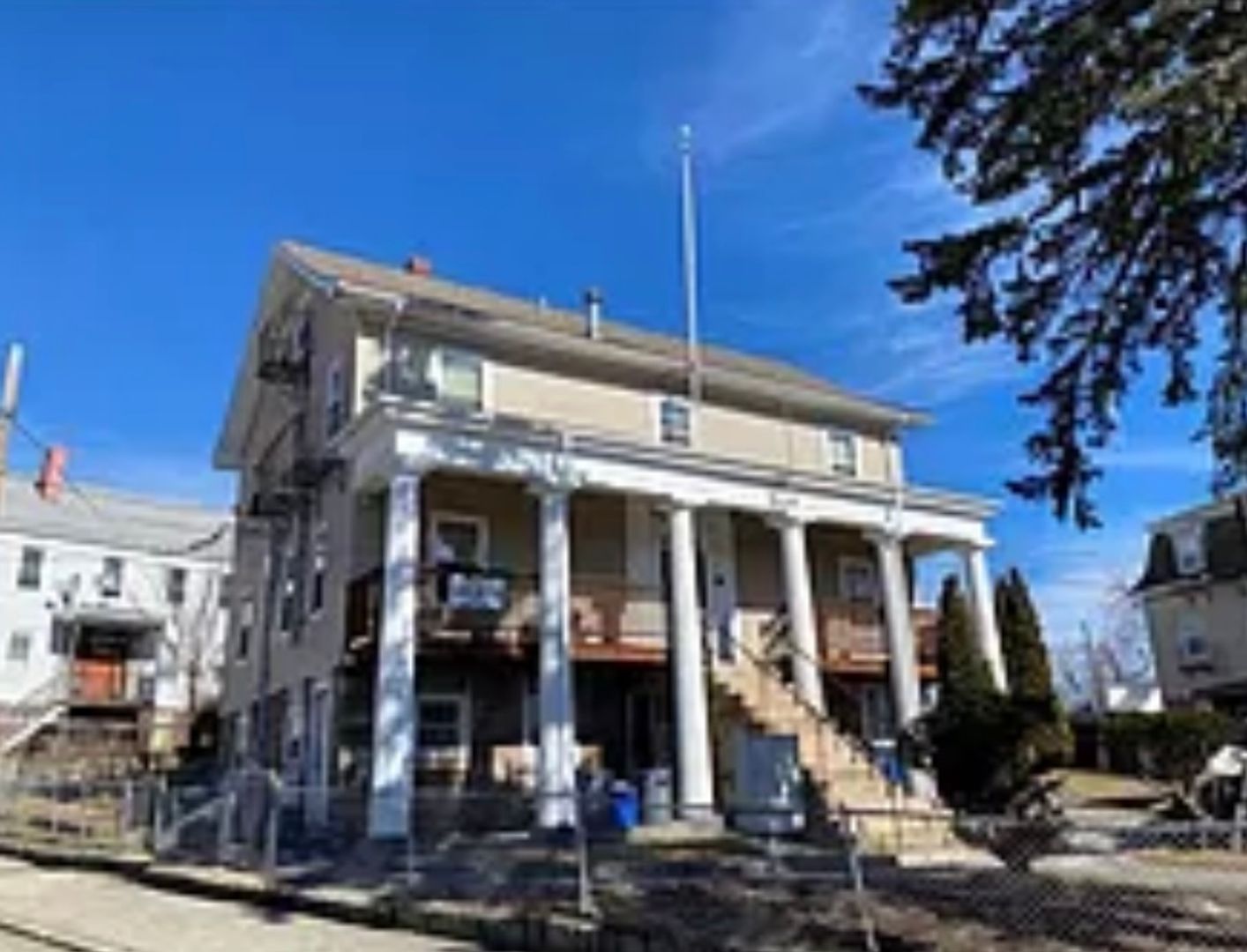 Woonsocket Apartment: 107-109 Arnold Street