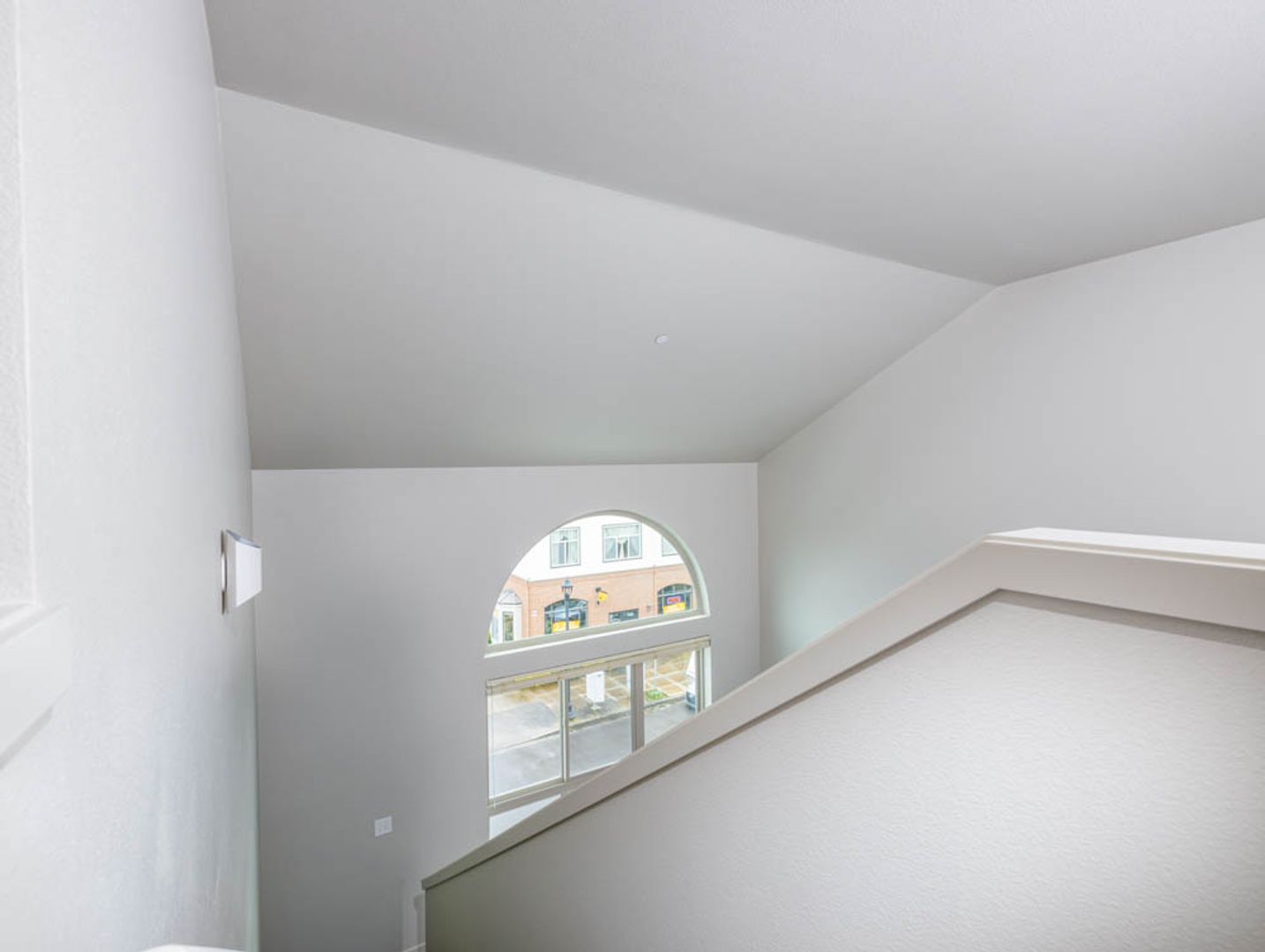 Fairview Apartment: 1650 NE Market Drive