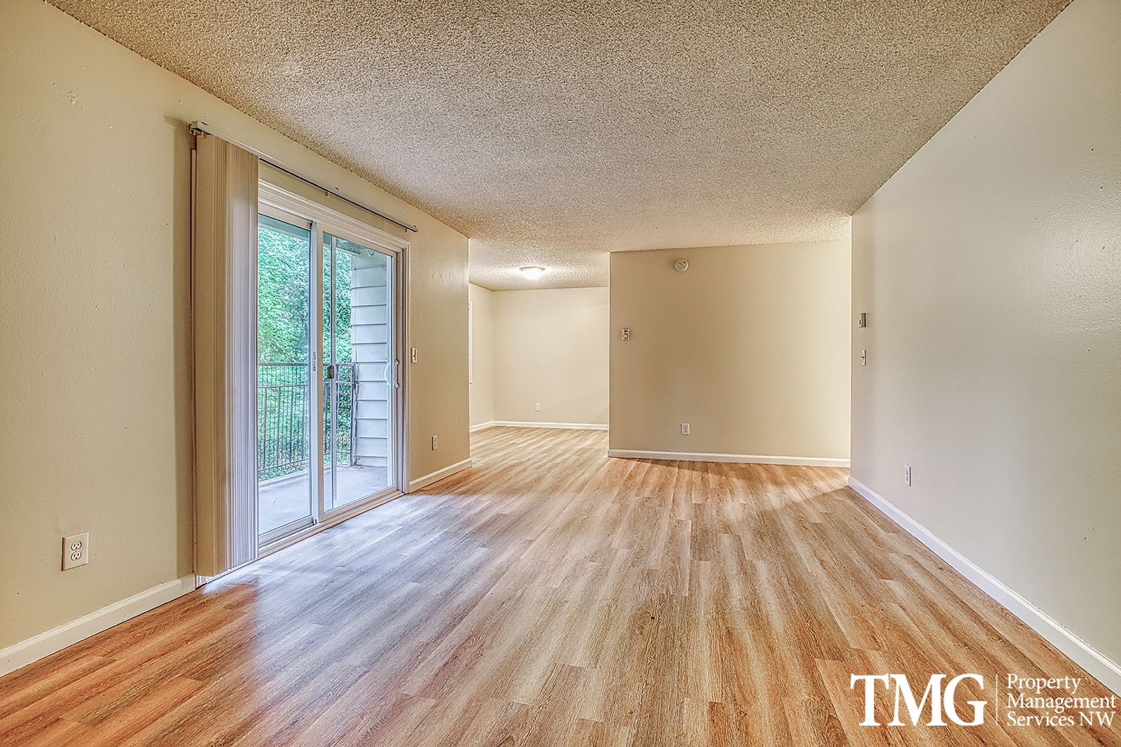 Portland Apartment: 6500 SW Scholls Ferry