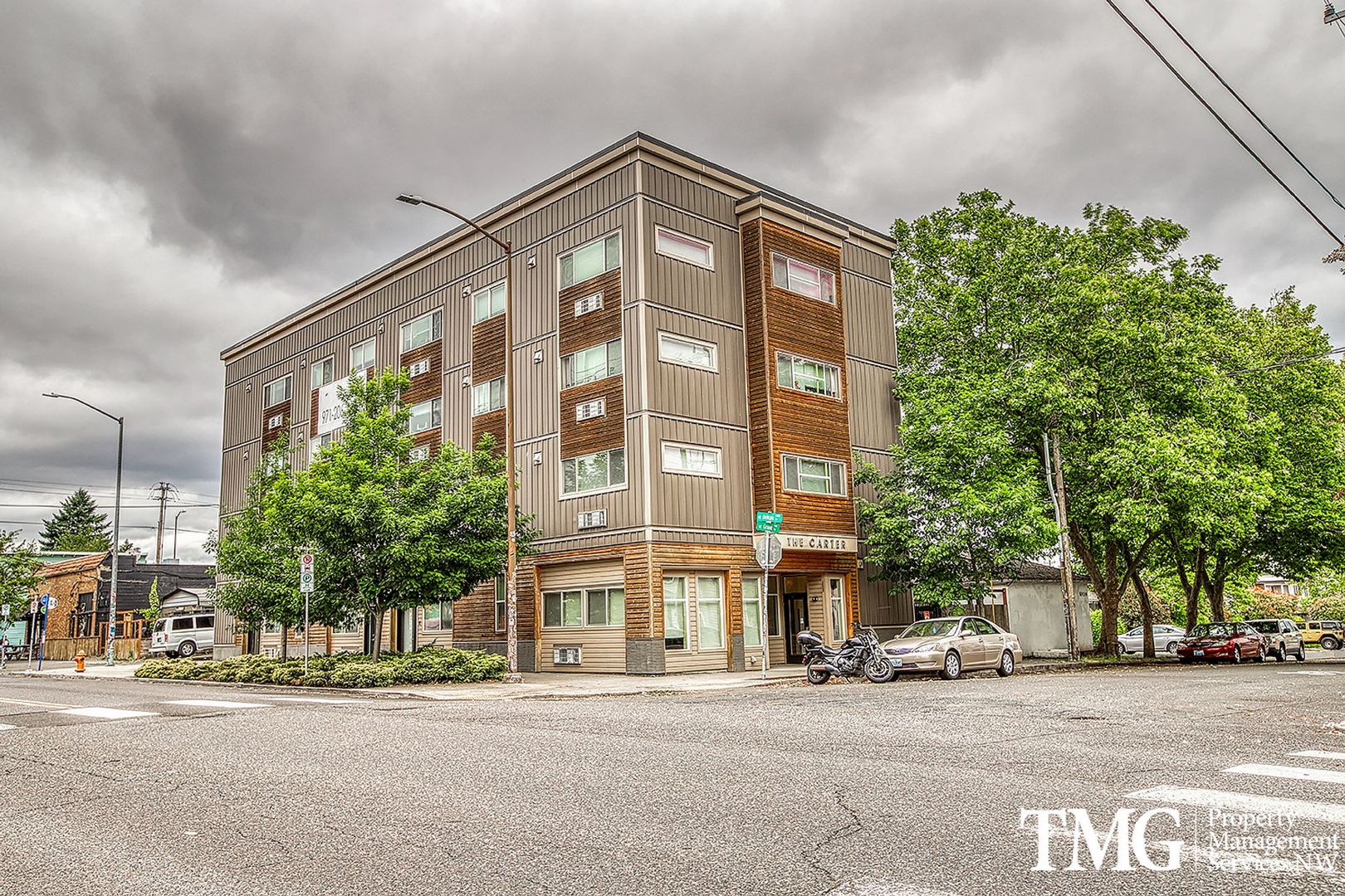 Portland Apartment: 6811 NE Grand Avenue