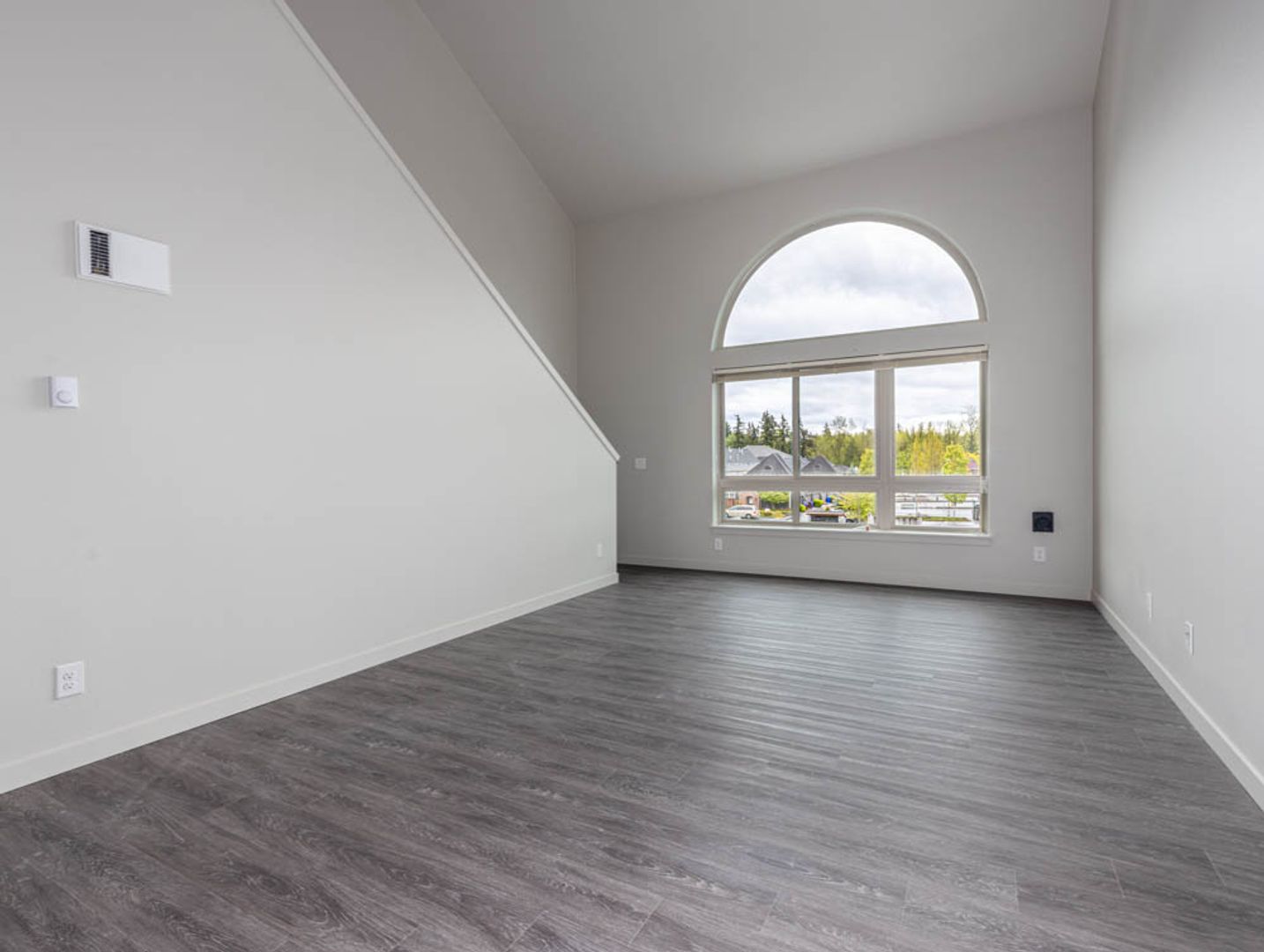 Fairview Apartment: 1650 NE Market Drive