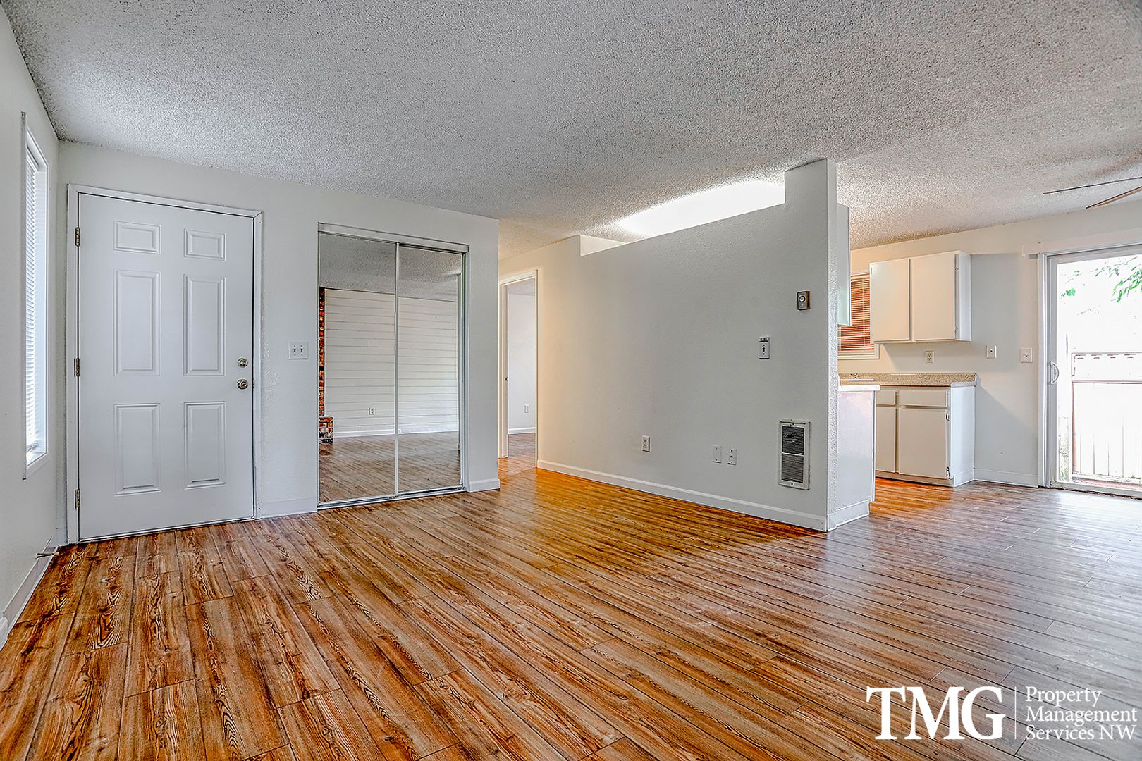 Fairview Apartment: 1559 NE 201st Avenue