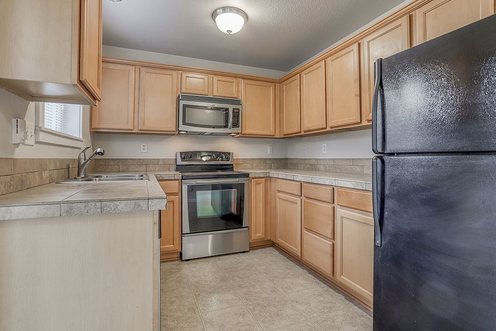 Portland Apartment: 15075 SE Powell Blvd