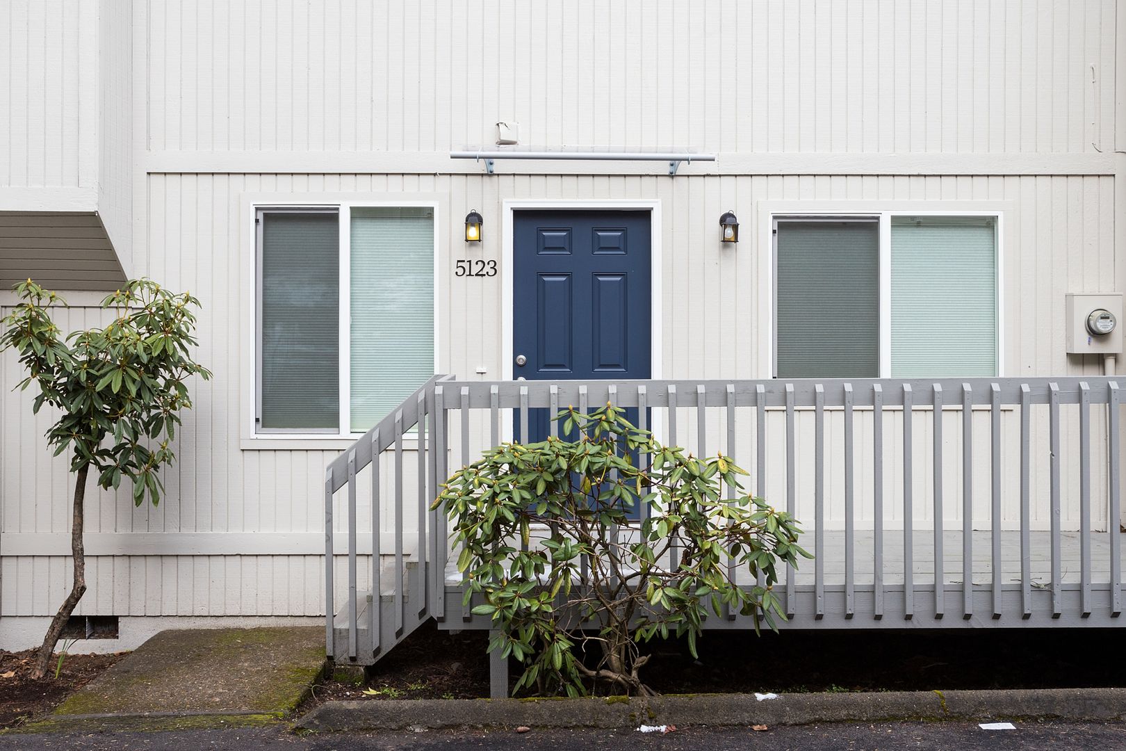 Portland Apartment: 5123 SW 62nd Avenue