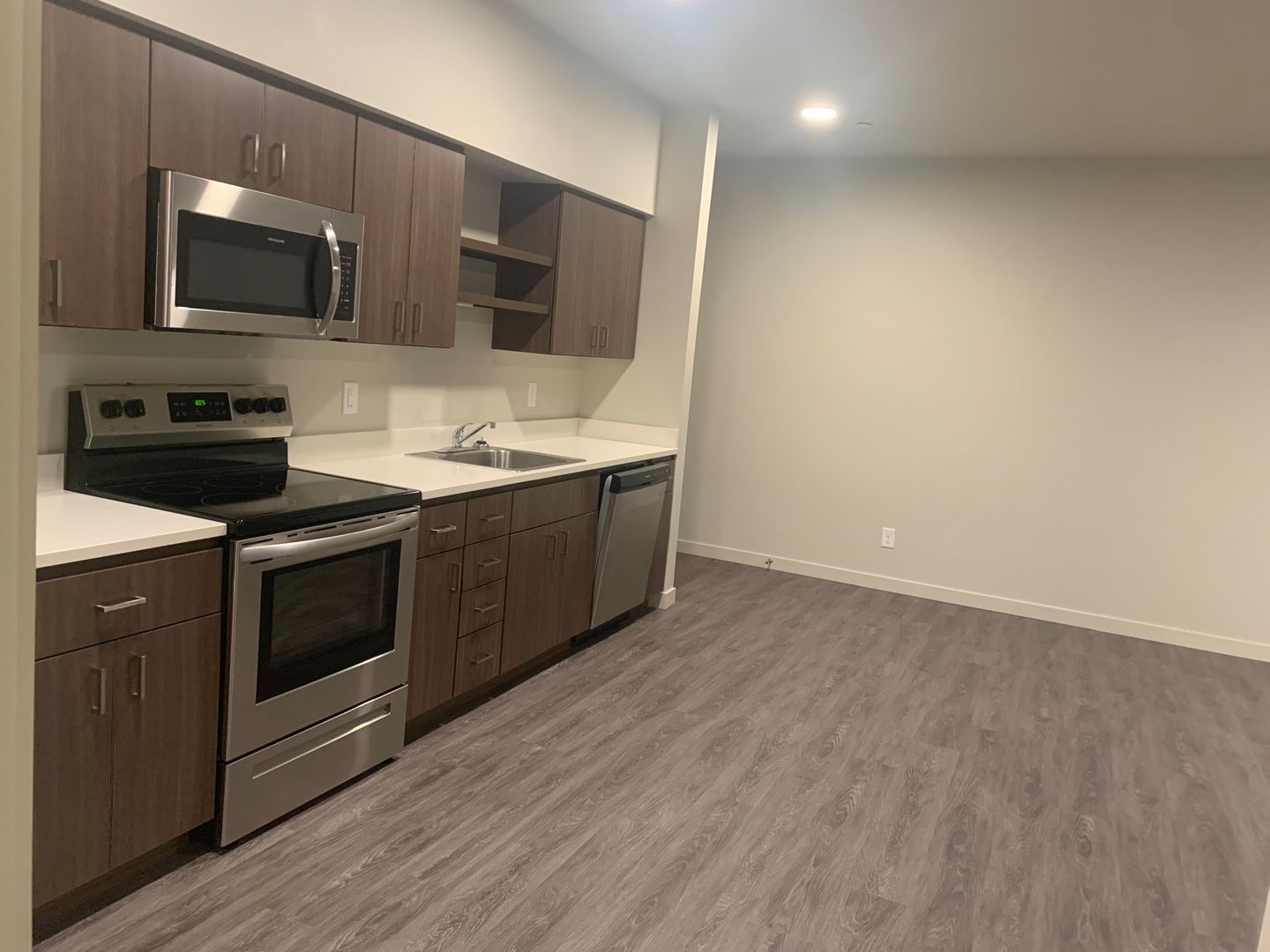 Market Village Apartments 10 of 12