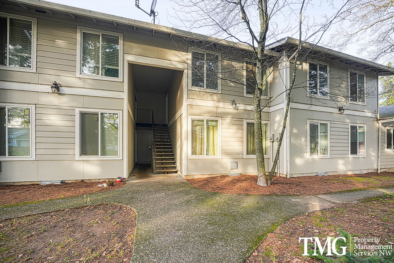 Fairview Apartment: 1559 NE 201st Avenue