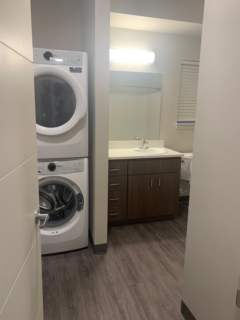 Market Village Apartments 12 of 12