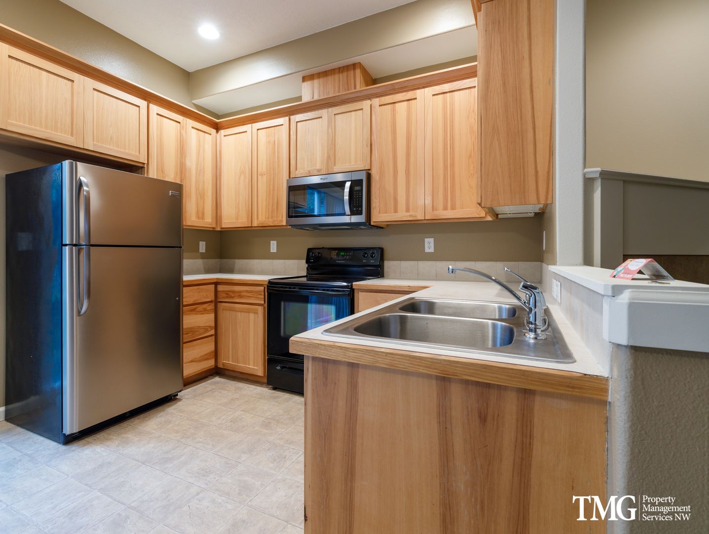 Gresham Apartment: Chase Landing