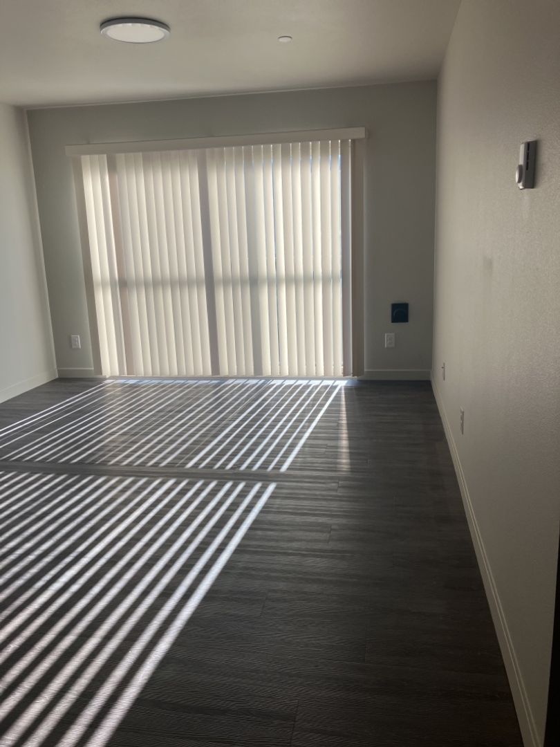 Fairview Apartment: 1650 NE Market Drive