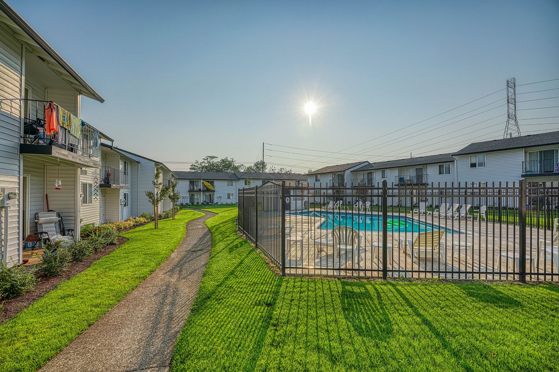 Pool at Mountain View Apartments (3 of 7)