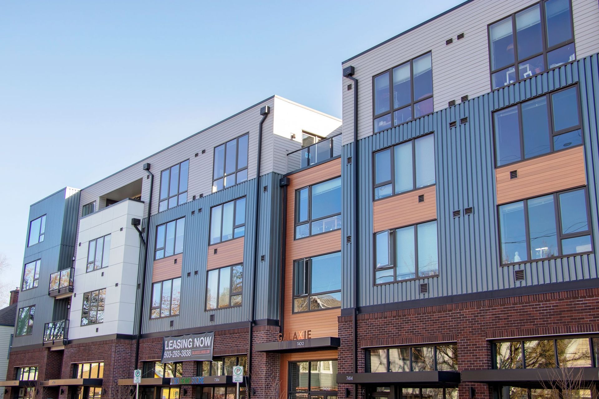 Portland Apartment: 7400 SE Milwaukie Ave