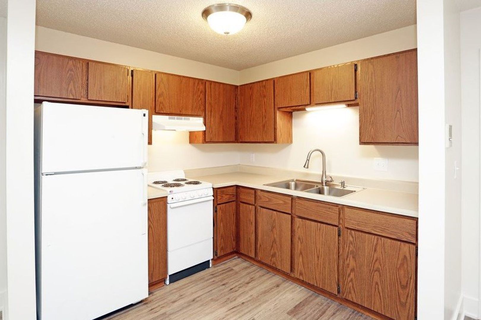 Civic Center Court Apartments 7 of 12