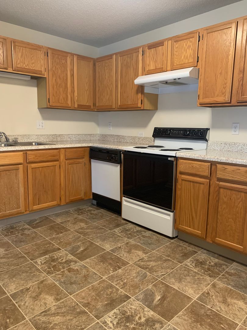 Des Moines Apartment: 1100 24th Street