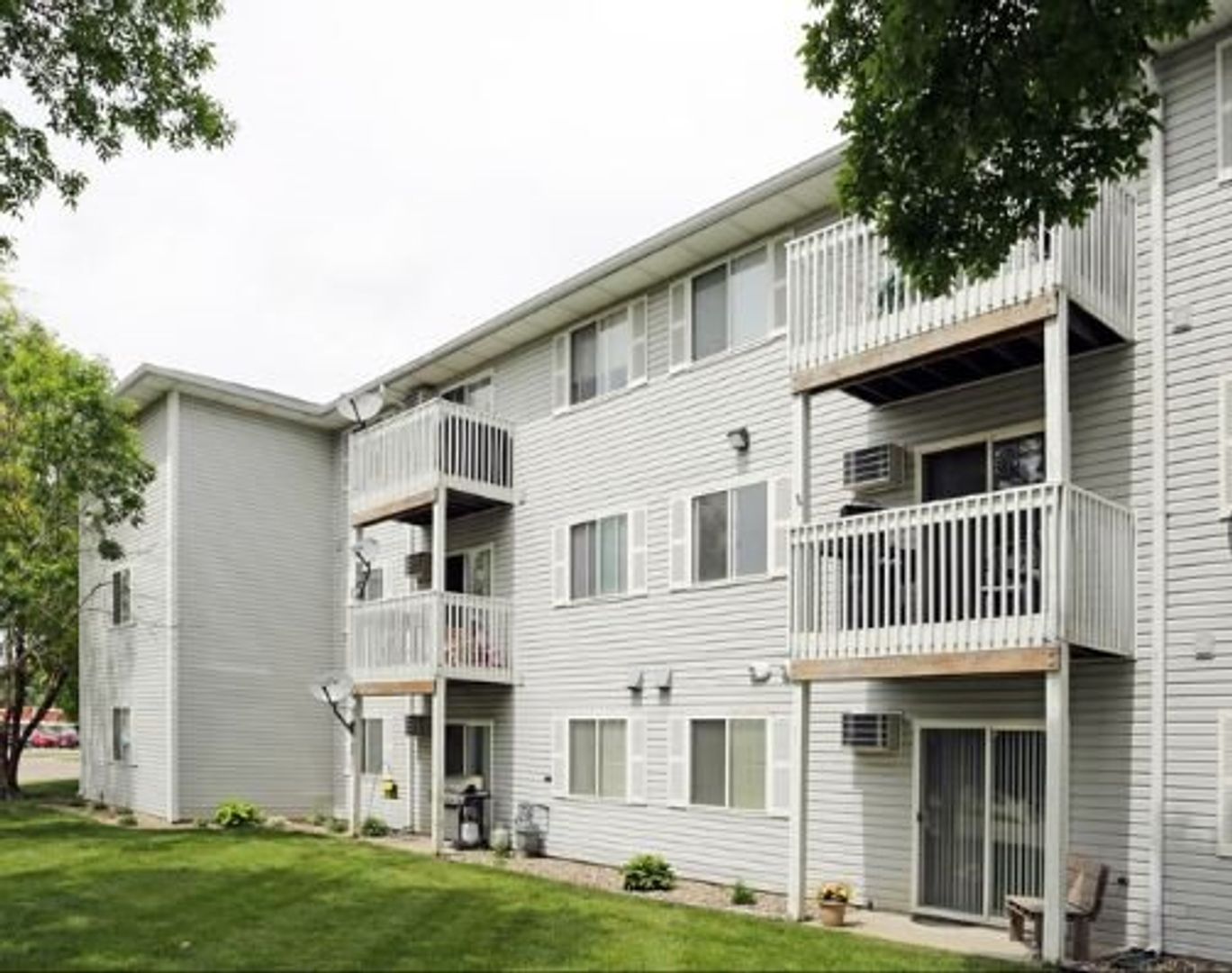 Centennial Apartments 2 of 10
