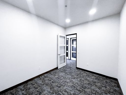 Brand New Executive Suites Available!