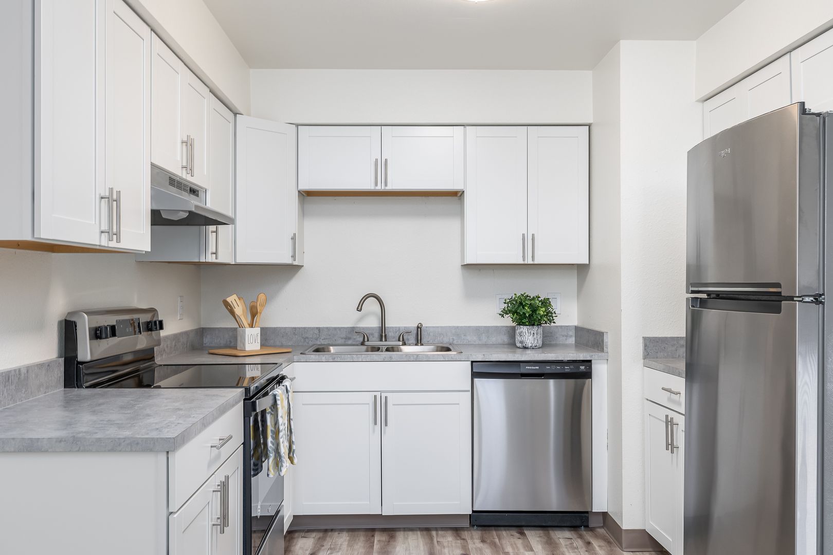 3131 W Hood Ave E101, Kennewick, WA 99336