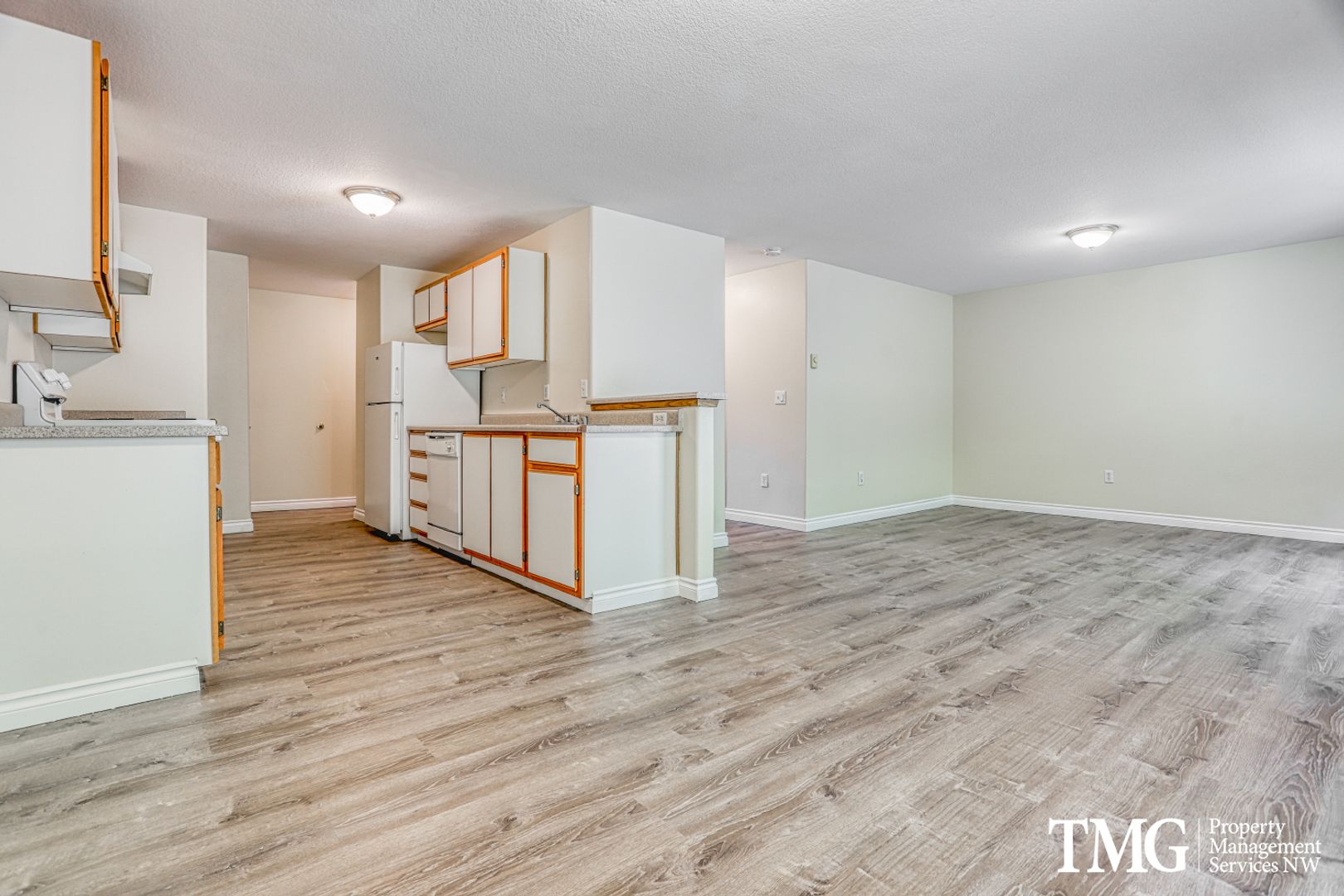 Camas Apartment: 2615 NE 3rd Avenue