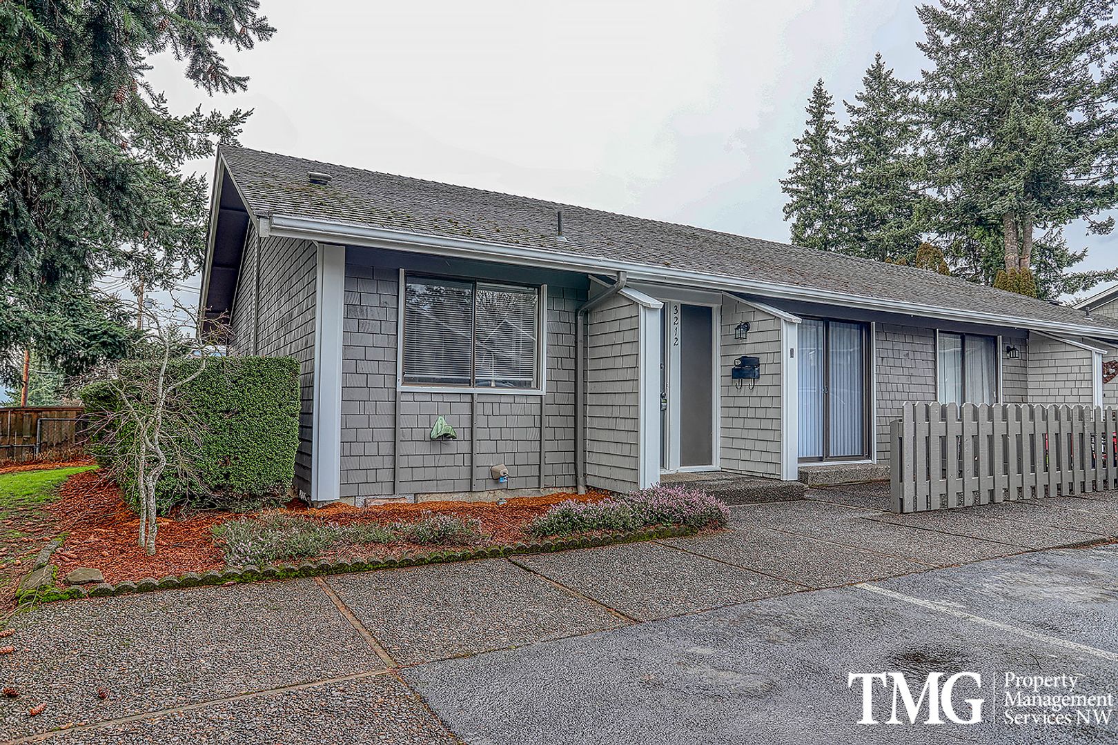 Vancouver Apartment: 3212-3234 E 13th St