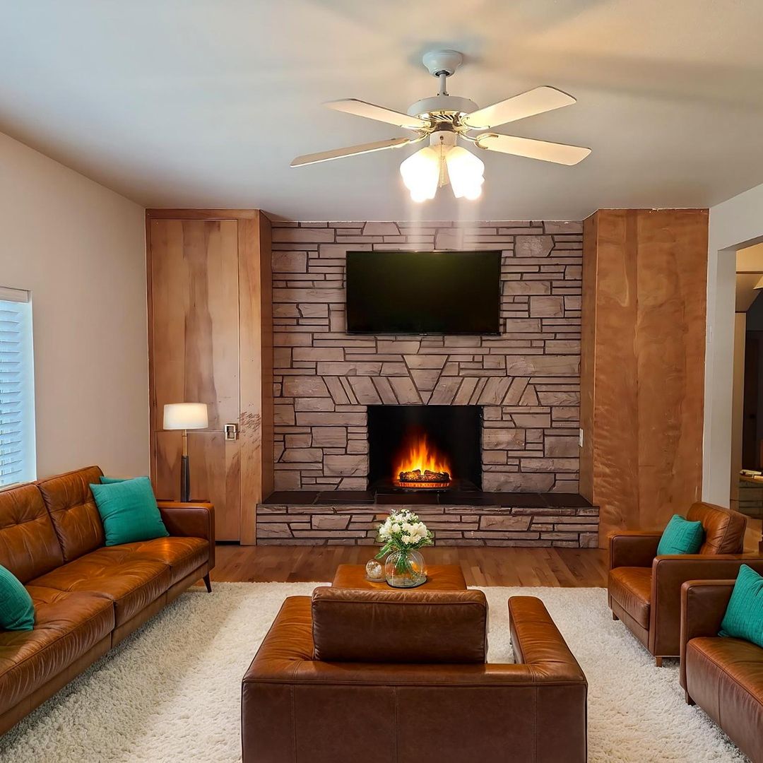 Pasco Townhome: 911 W Leola Street