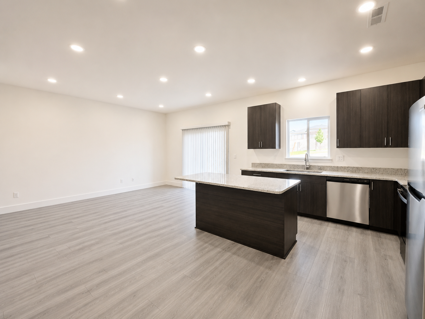 1 month FREE! BRAND NEW Townhome in the Desirable Southridge Area! 6 of 8