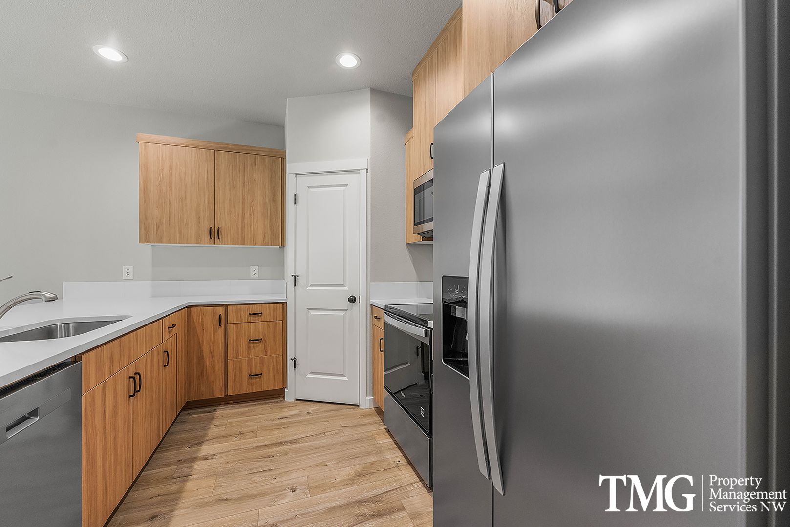 Vancouver Apartment: 11332 NE 131st Ct