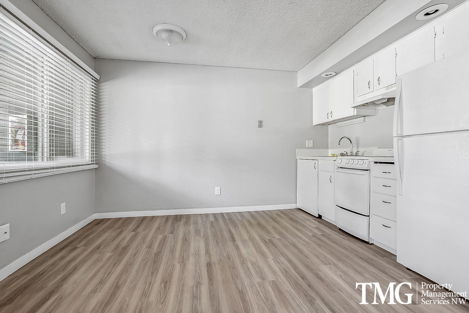 Vancouver Apartment: 2008 - 2010 E Fourth Plain Blvd