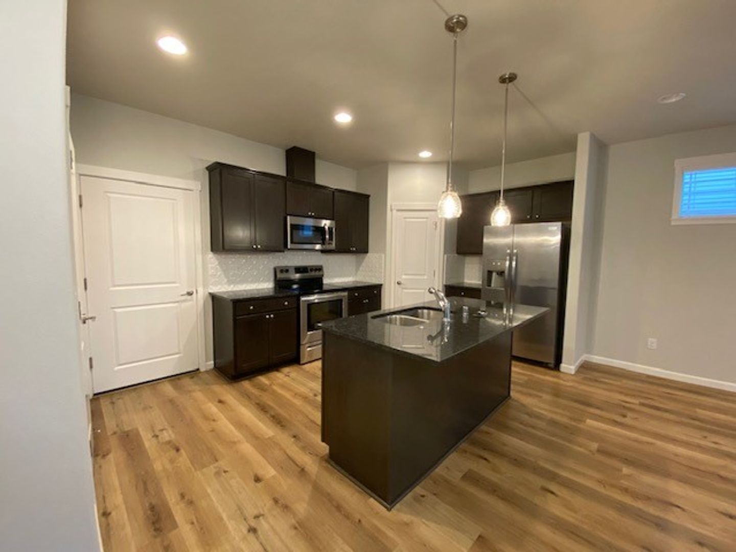 Vancouver House: 5800 NE 56th Place