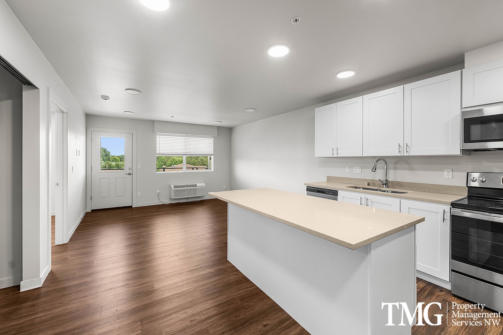 Terrace Heights 5 of 12