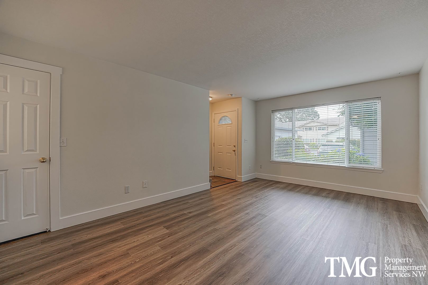 Washougal House: 697 32nd Street #2