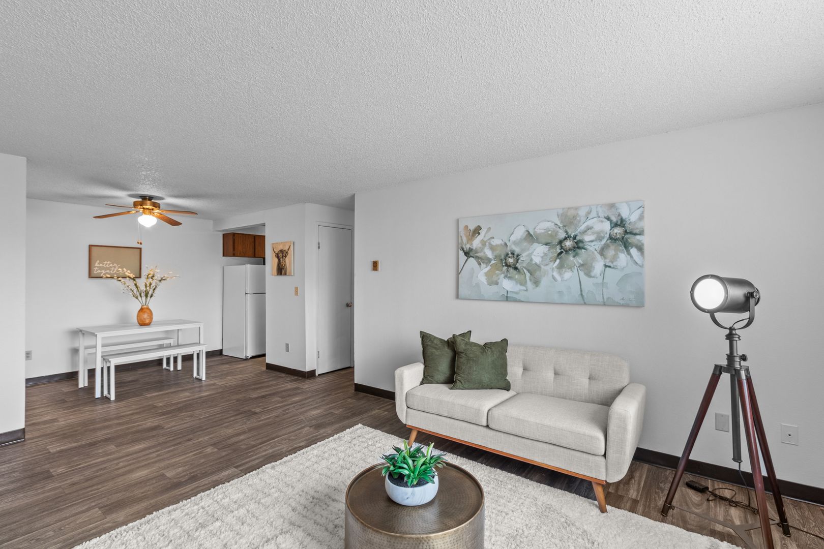 445 N Volland St #E208, Kennewick, WA 99388