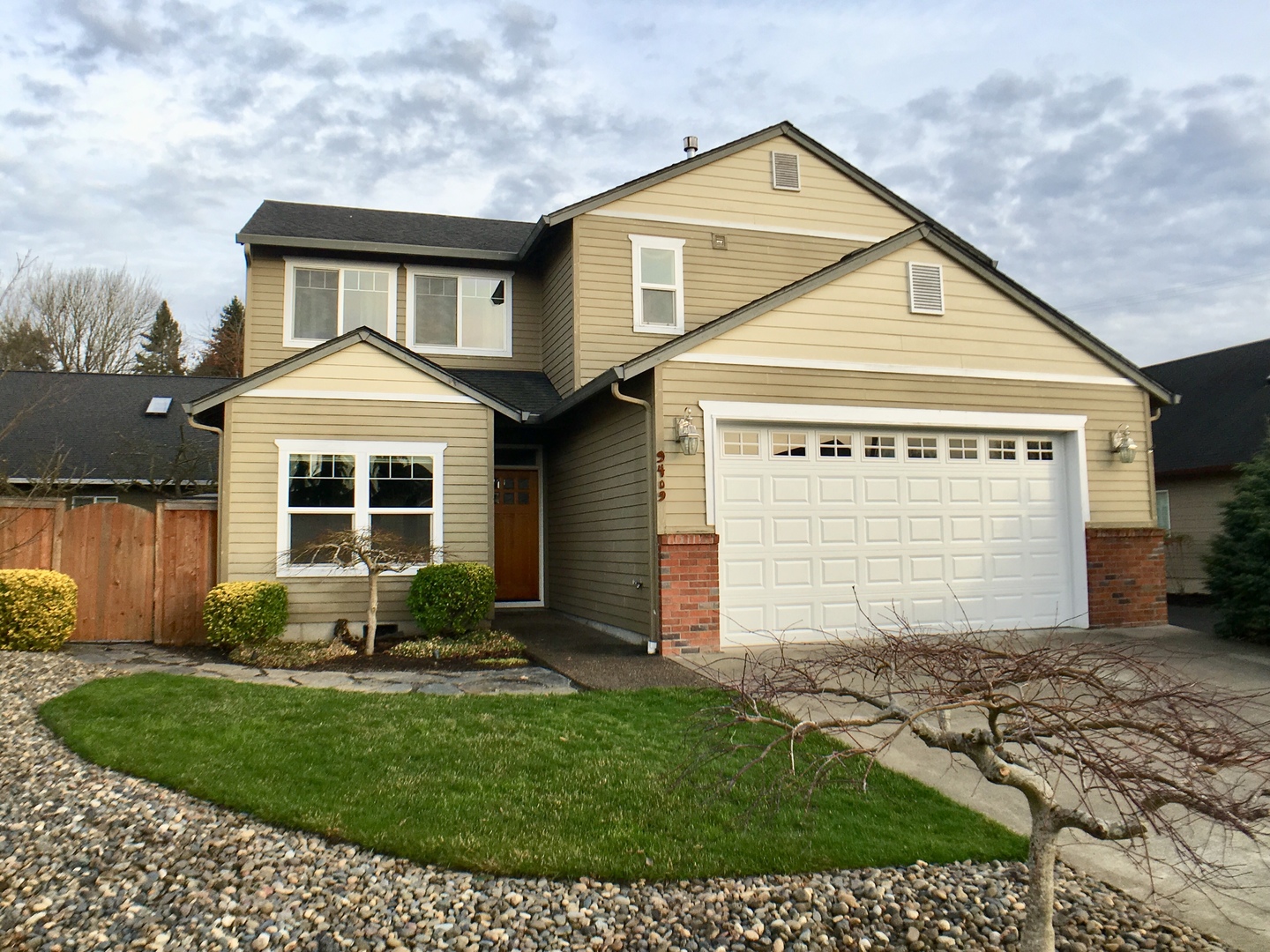 Vancouver House: 9409 NW 22nd Court