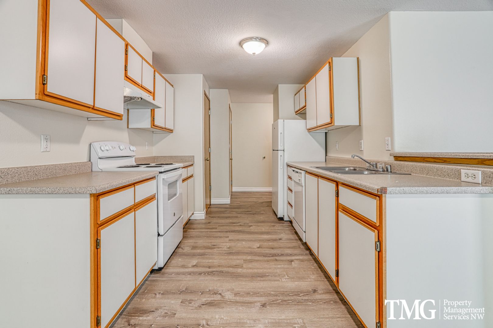Third Avenue Apartments 3 of 16