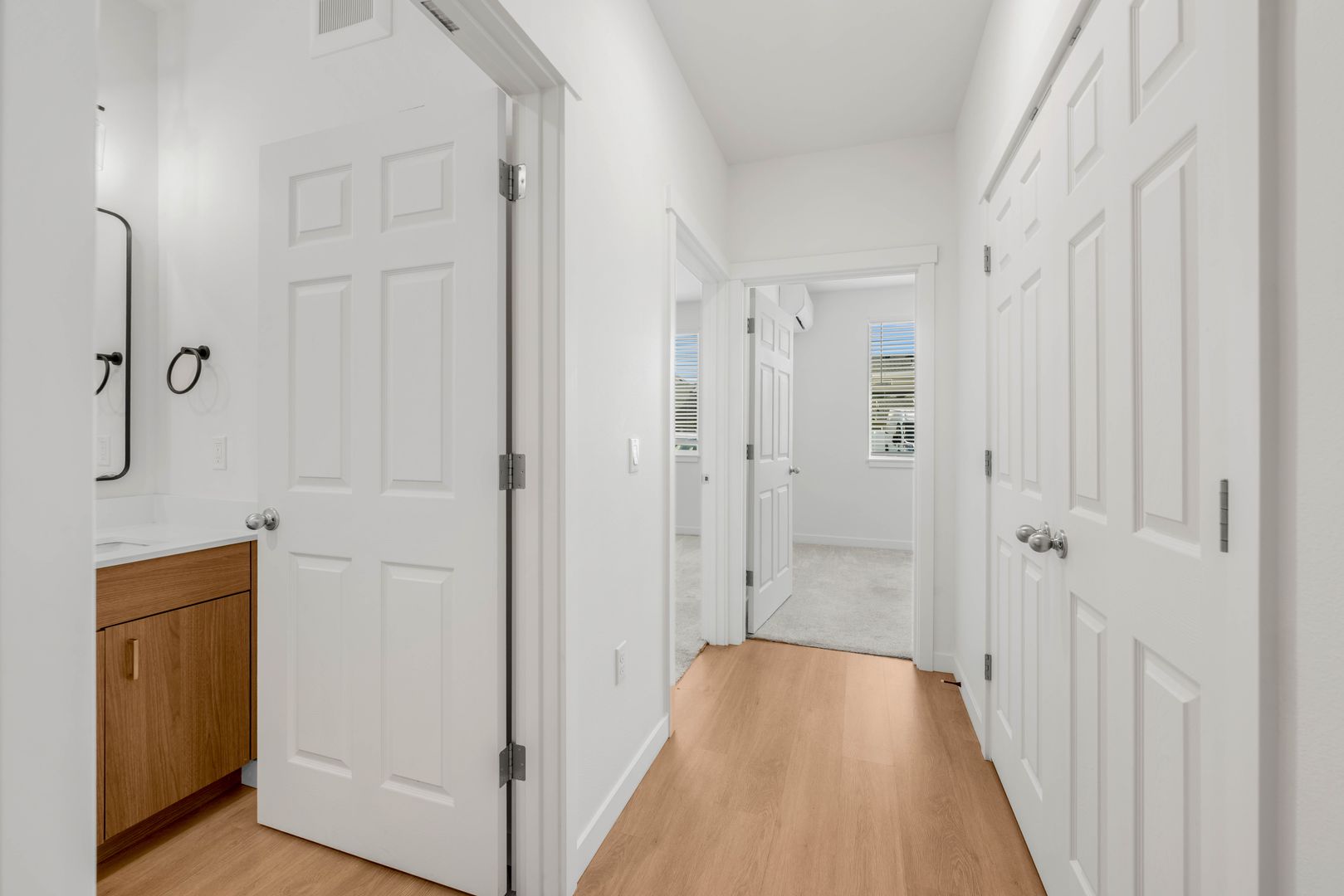 51st Street Apartments 5 of 12