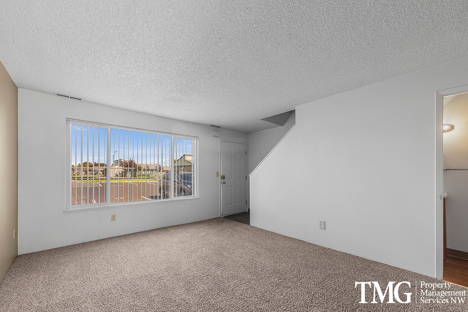 1330 W 10TH Ave #1330-J2, Kennewick, WA 99336